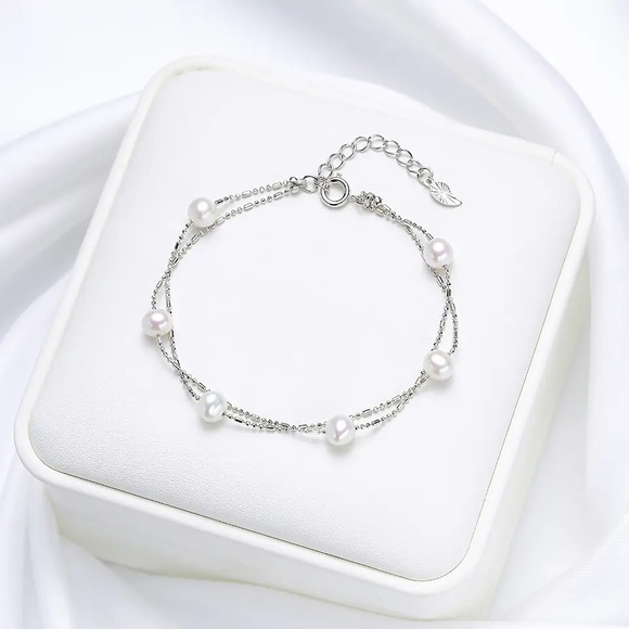 Real Pearl Layering Bracelet, Floating pearl chain - Minimal handmade jewelry - Picture 2 of 3